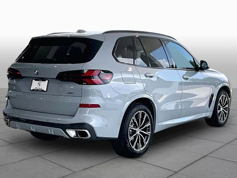 Used 2026 BMW X5 xDrive40i w/ M Sport Package AWD/4WD image 12