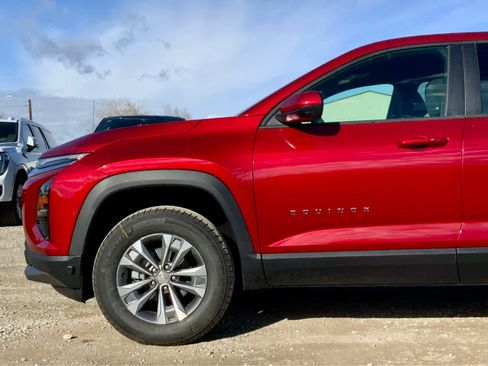 New 2026 Chevrolet Equinox LT image 10