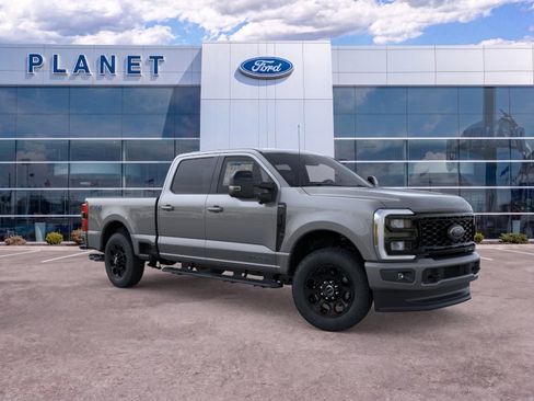 New 2026 Ford F250 Lariat w/ Black Appearance Package AWD/4WD image 9