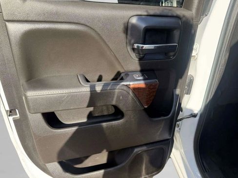 Used 2018 GMC Sierra 1500 SLE w/ SLE Value Package image 17