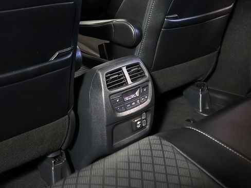 Used 2022 Honda Passport Elite image 15