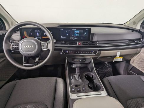 New 2026 Kia Carnival LX FWD image 14