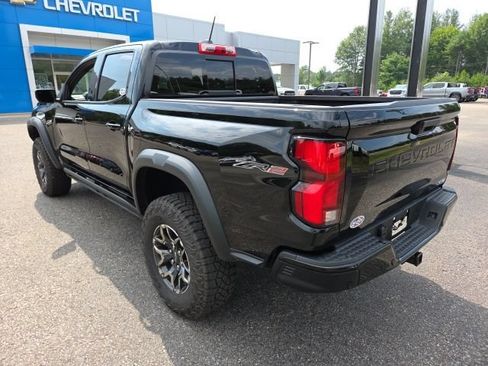 Used 2025 Chevrolet Colorado ZR2 AWD/4WD image 5