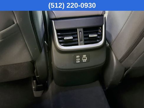 Used 2025 Subaru Outback Premium AWD/4WD image 29