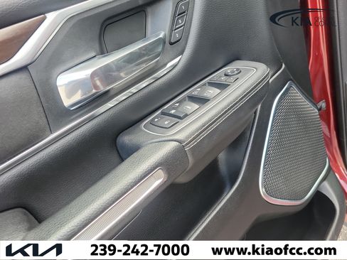 Used 2022 RAM 1500 Laramie AWD/4WD image 23