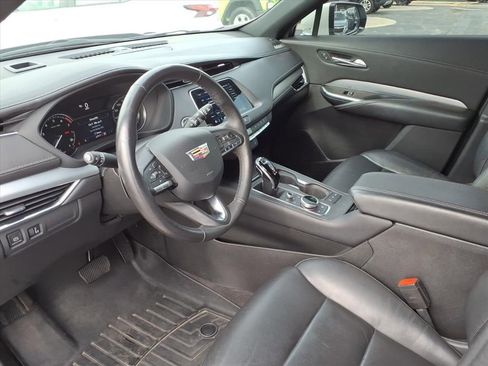 Used 2022 Cadillac XT4 Premium Luxury w/ Cold Weather Package AWD/4WD image 8
