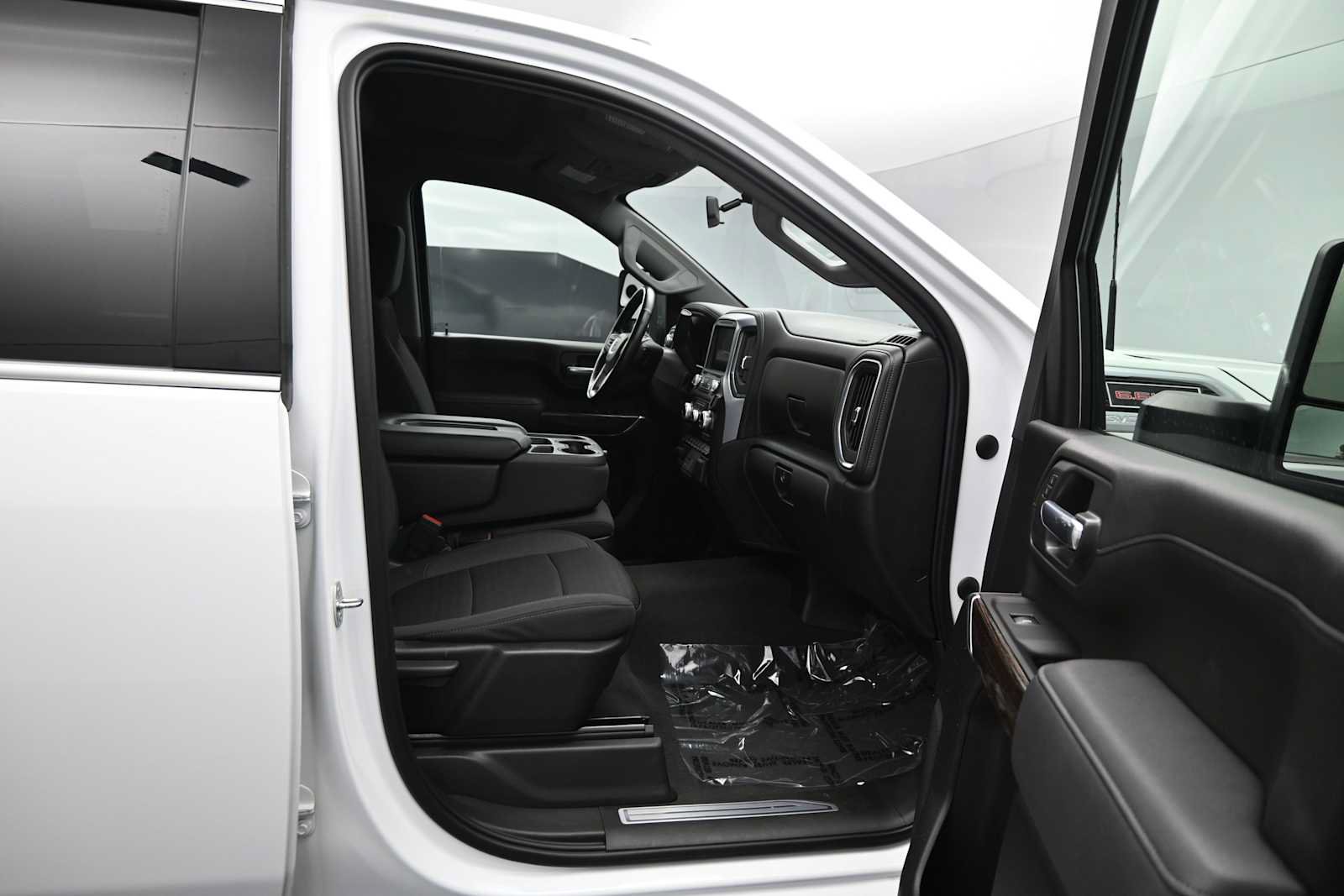 Used 2021 GMC Sierra 2500 SLE w/ SLE Value Package; AWD/4WD image 25
