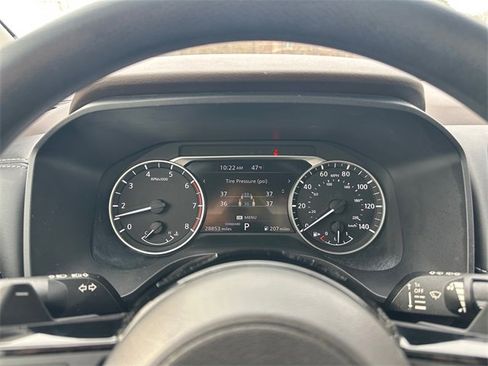 Used 2023 Nissan Rogue SV image 26