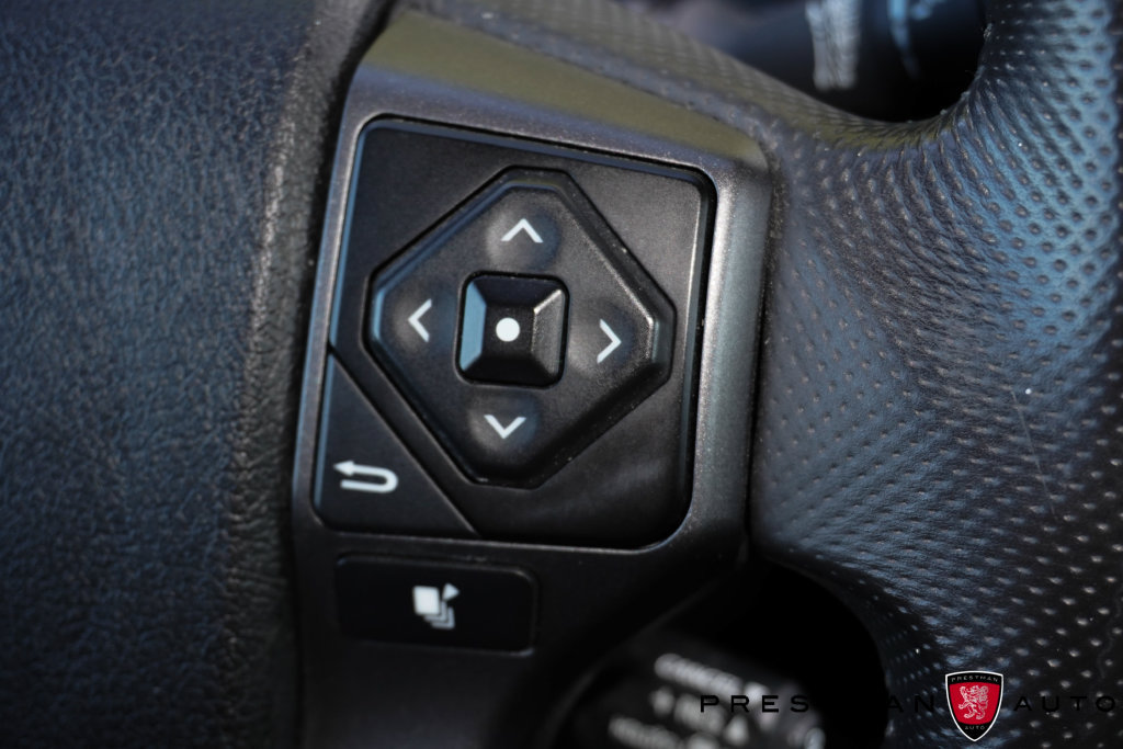 Used 2021 Toyota Tacoma TRD Off-Road w/ TRD Premium Off Road Package AWD/4WD image 34