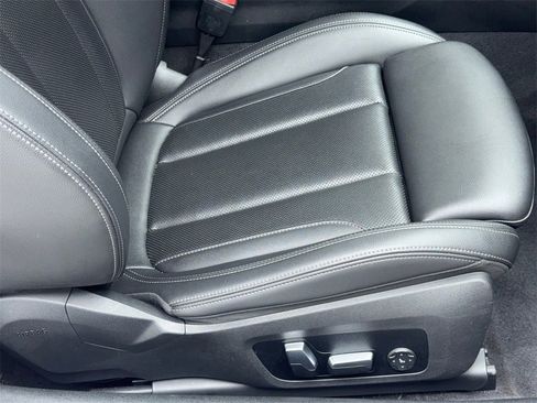 Used 2024 BMW 430i Convertible image 55