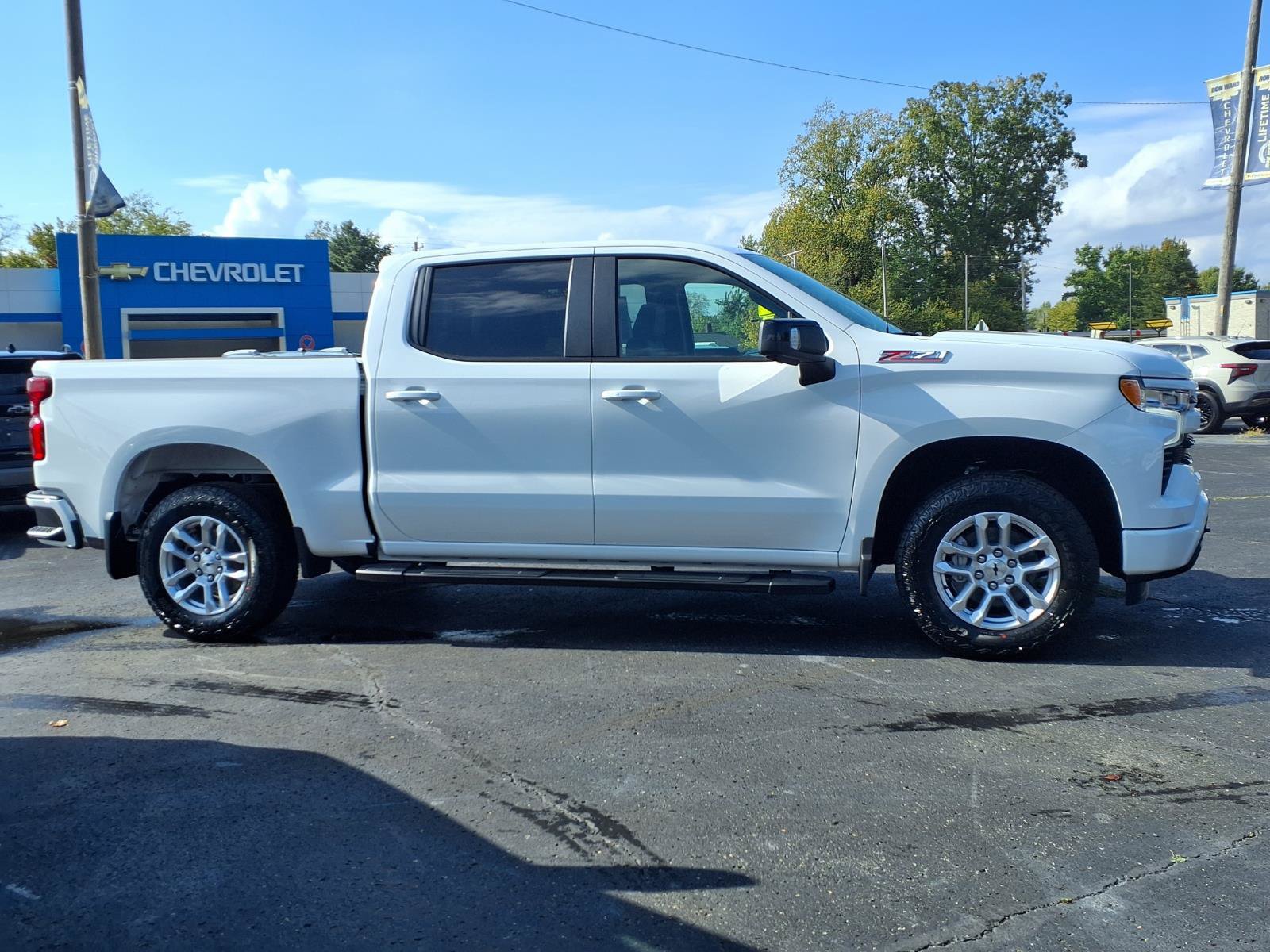 New 2026 Chevrolet Silverado 1500 RST w/ Safety Package AWD/4WD image 8