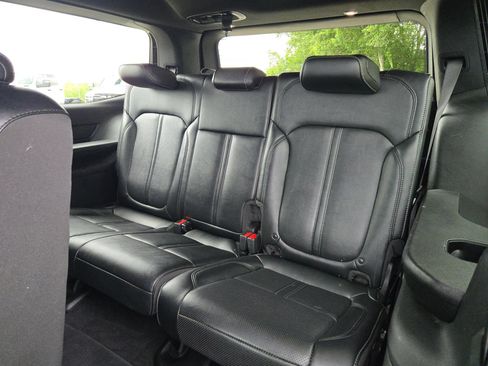 Used 2024 Jeep Wagoneer Series II w/ Flexible Seating Group AWD/4WD image 24