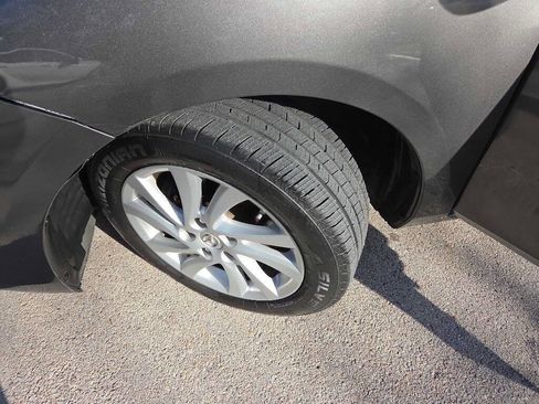 Used 2012 MAZDA MAZDA3 i Touring image 12