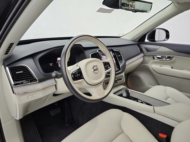 Certified 2025 Volvo XC90 T8 Plus w/ Protection Package Premier AWD/4WD image 29