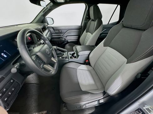 Used 2025 Toyota 4Runner TRD Sport image 13