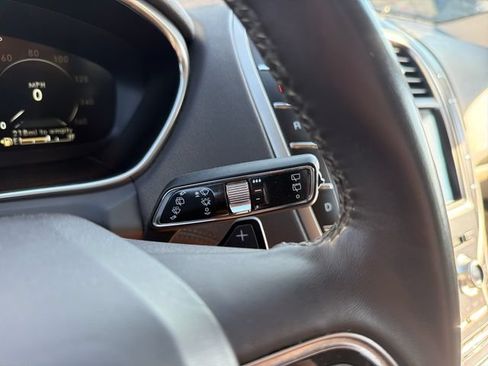Used 2019 Lincoln Nautilus Select AWD/4WD image 17