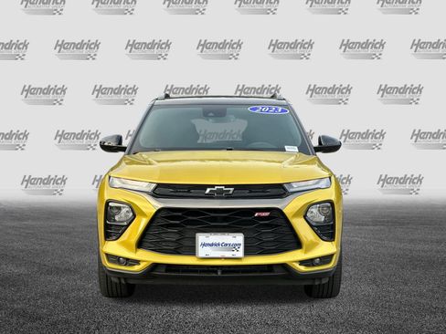 Used 2023 Chevrolet TrailBlazer RS w/ Sun and Liftgate Package image 10