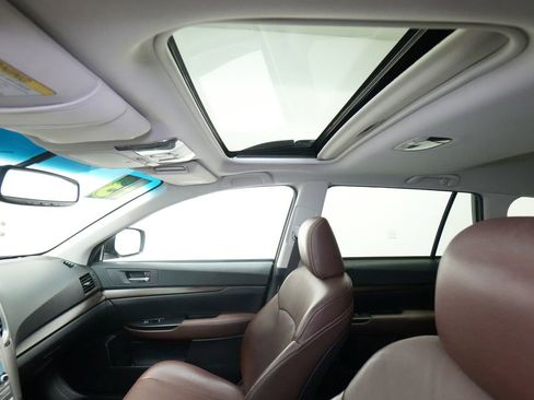 Used 2013 Subaru Outback 3.6R Limited w/ Special Appearance Pkg image 19