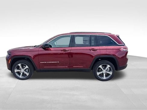 New 2026 Jeep Grand Cherokee Limited RWD image 15