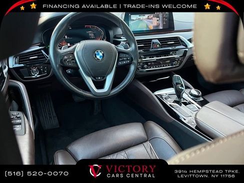 Used 2020 BMW 530i xDrive w/ Executive Package image 31