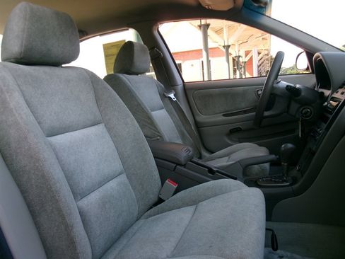 Used 2003 Nissan Maxima GXE FWD image 16