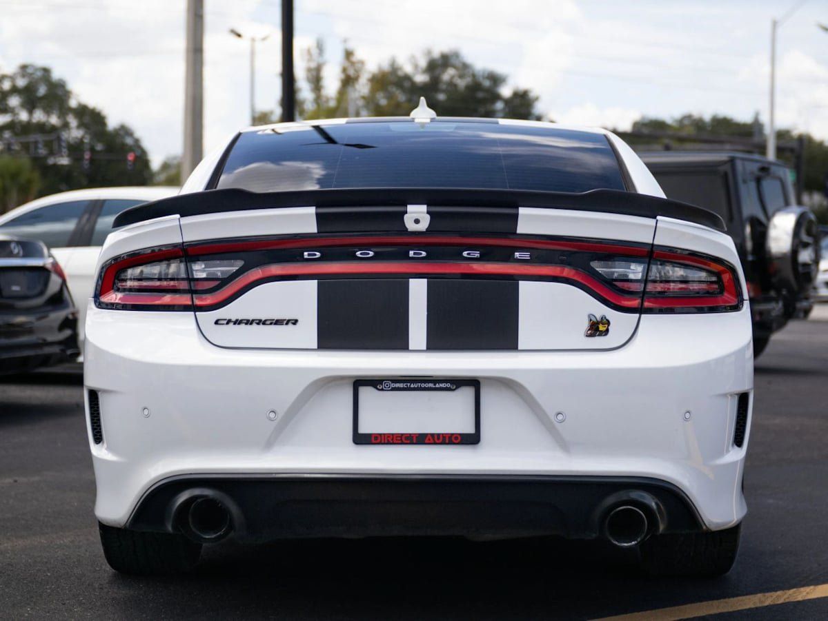 Used 2019 Dodge Charger Scat Pack RWD image 12