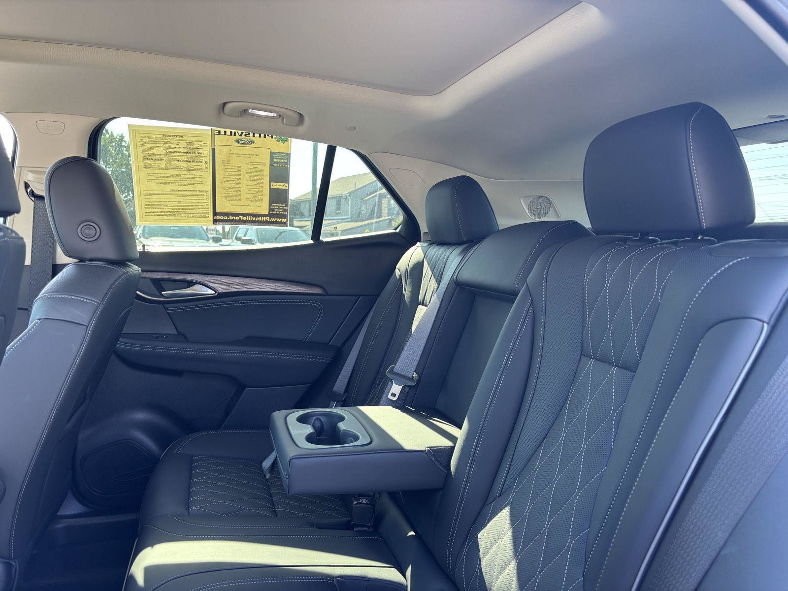 Used 2023 Buick Envision Avenir AWD/4WD image 21