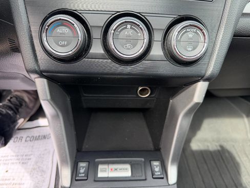 Used 2014 Subaru Forester 2.5i Limited w/ Popular Package #2 image 24
