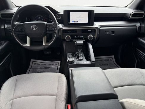 Used 2025 Toyota 4Runner SR5 image 10