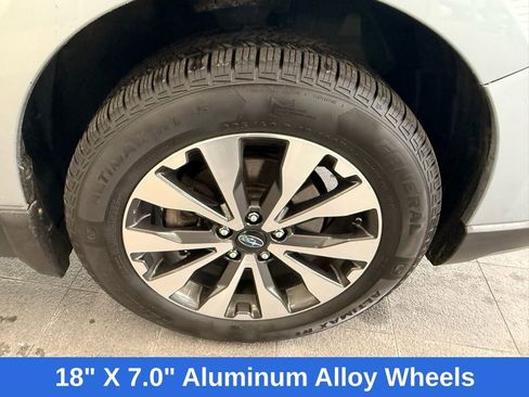 Used 2017 Subaru Outback 3.6R Limited image 45