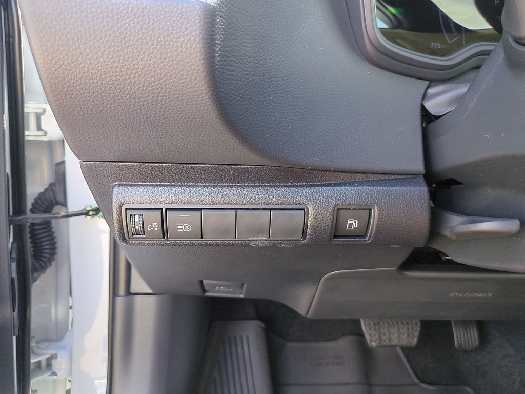 Used 2026 Toyota Corolla LE FWD image 16