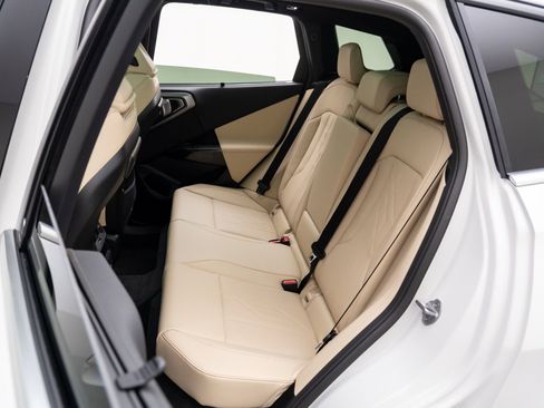 New 2026 BMW X3 xDrive30 w/ Premium Package image 18