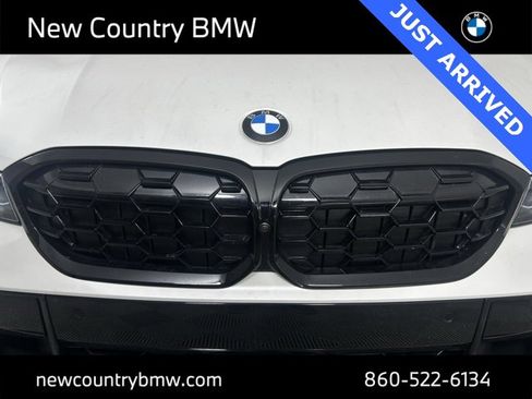 Used 2025 BMW M340i xDrive w/ Premium Package image 5