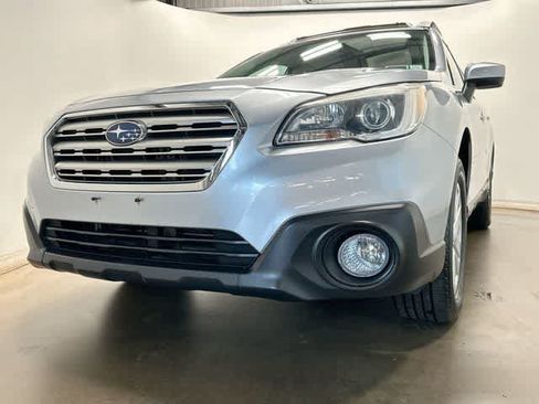 Used 2017 Subaru Outback 2.5i Premium AWD/4WD image 27