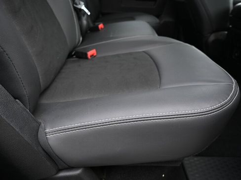 Used 2018 RAM 1500 Rebel image 52