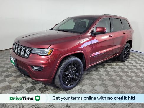 Used 2022 Jeep Grand Cherokee Laredo X RWD image 1
