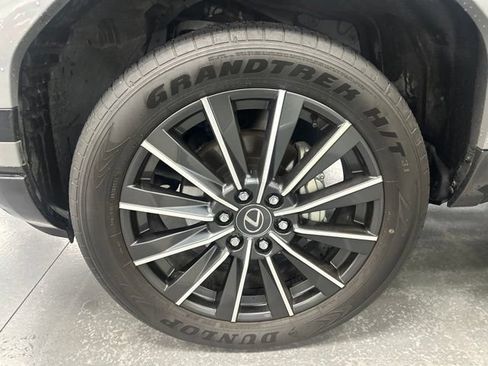 Used 2025 Lexus GX 550 w/ Accessory Package (2T) AWD/4WD image 25