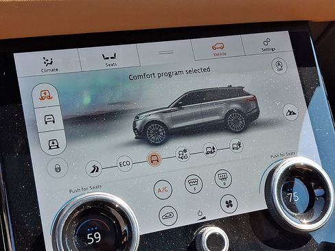 Used 2019 Land Rover Range Rover Velar R-Dynamic SE AWD/4WD image 25