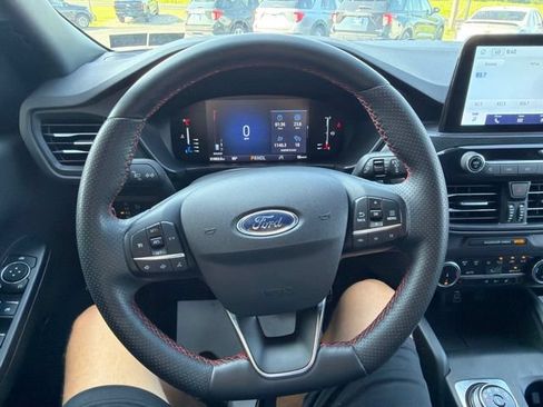 Used 2024 Ford Escape ST-Line AWD/4WD image 12