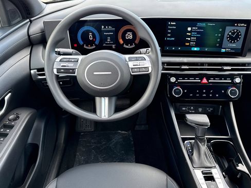 Certified 2026 Hyundai Santa Cruz SEL FWD image 17