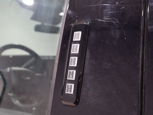 Used 2024 Ford F250 Lariat w/ Chrome Package image 11