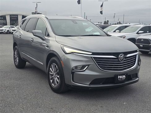 Used 2024 Buick Enclave Essence w/ Sound and Sites Package image 3