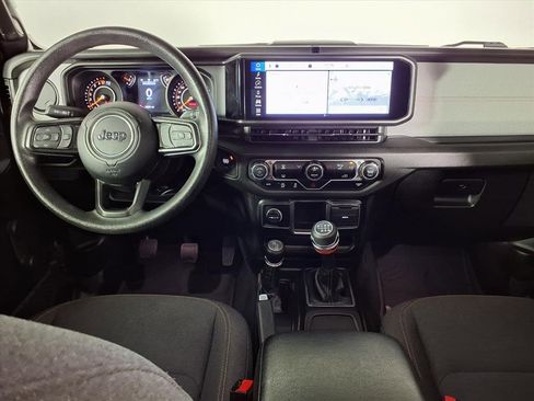 Used 2024 Jeep Gladiator Sport image 13