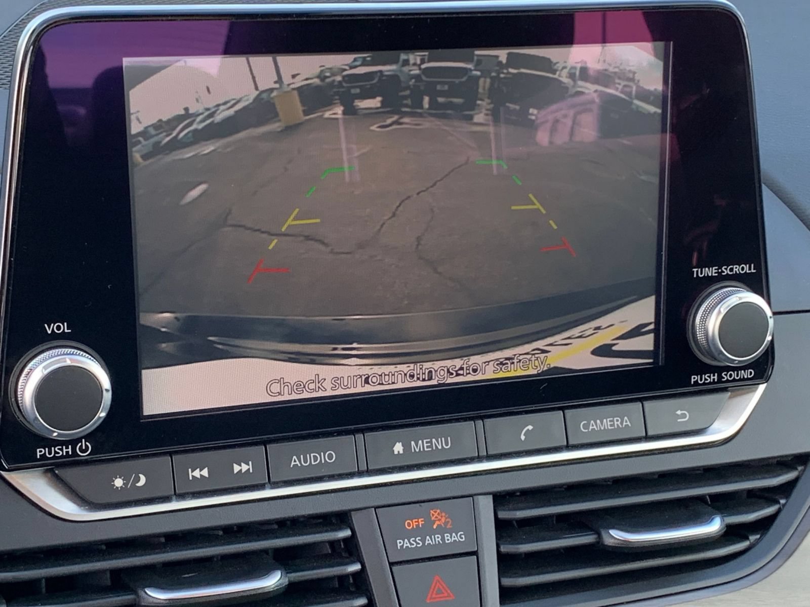 Used 2025 Nissan Altima 2.5 SV FWD image 24