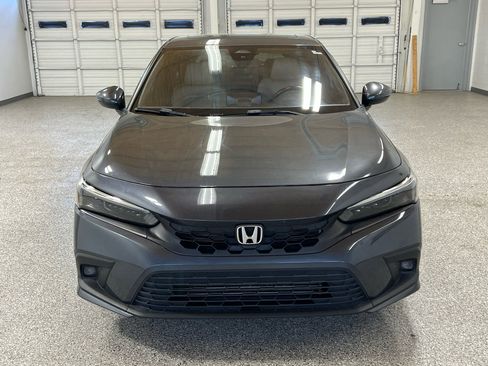 Used 2022 Honda Civic Sport Touring image 7