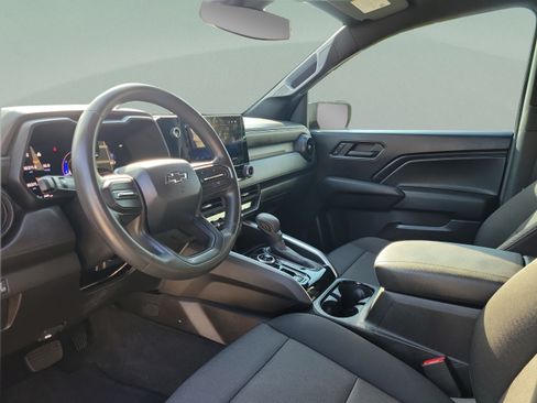 Used 2024 Chevrolet Colorado Trail Boss w/ Advanced Trailering Package AWD/4WD image 9