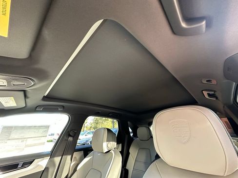 Certified 2026 Porsche Cayenne S AWD/4WD image 23