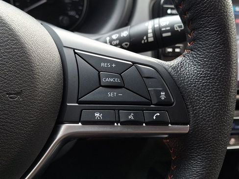 Certified 2023 Nissan Kicks SR w/ SR Premium Package FWD image 23