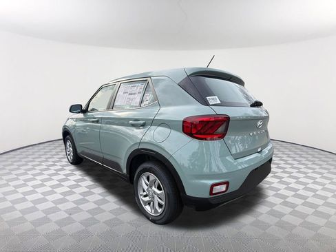 New 2026 Hyundai Venue SE image 7