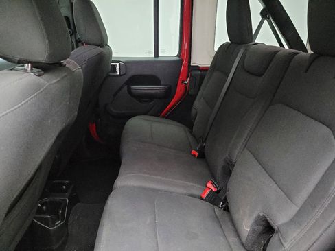 Used 2018 Jeep Wrangler Unlimited Sport S AWD/4WD image 18